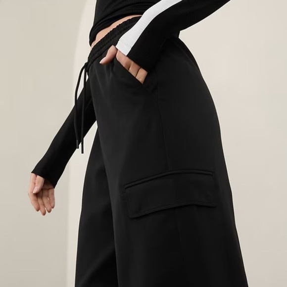 Athleta Promenade High Rise Cargo Pant in Black - Picture 3 of 13